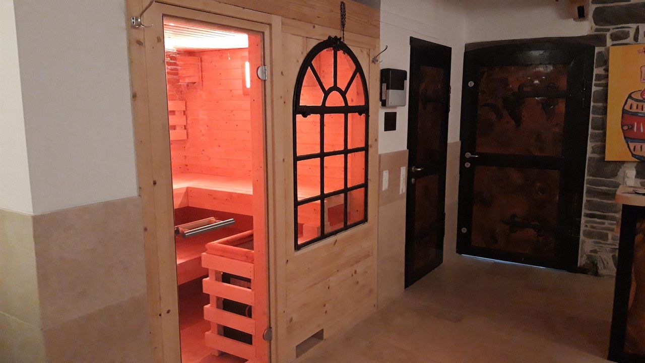 Wellnessraum für Ferienwohnungen 1, 2 und 3Sauna Wellnessraum für Ferienwohnungen 1, 2 und 3Sauna